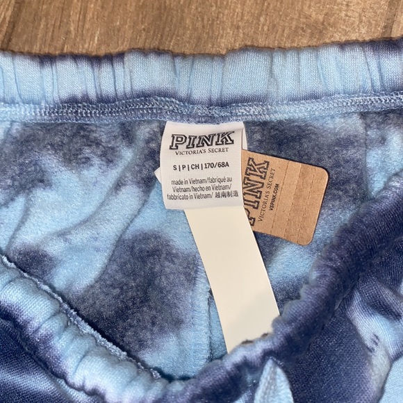 PINK NWT Blue Tye Dye Sweats size Small - Picture 2 of 3